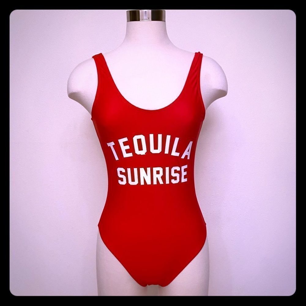🥃 🌅 Swimsuit